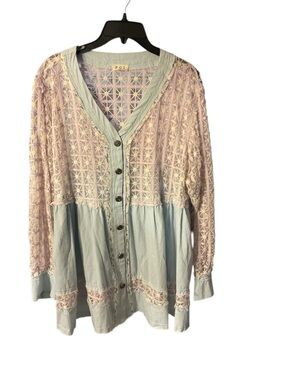 POL button-front crochet lace blouse in blush and light blue